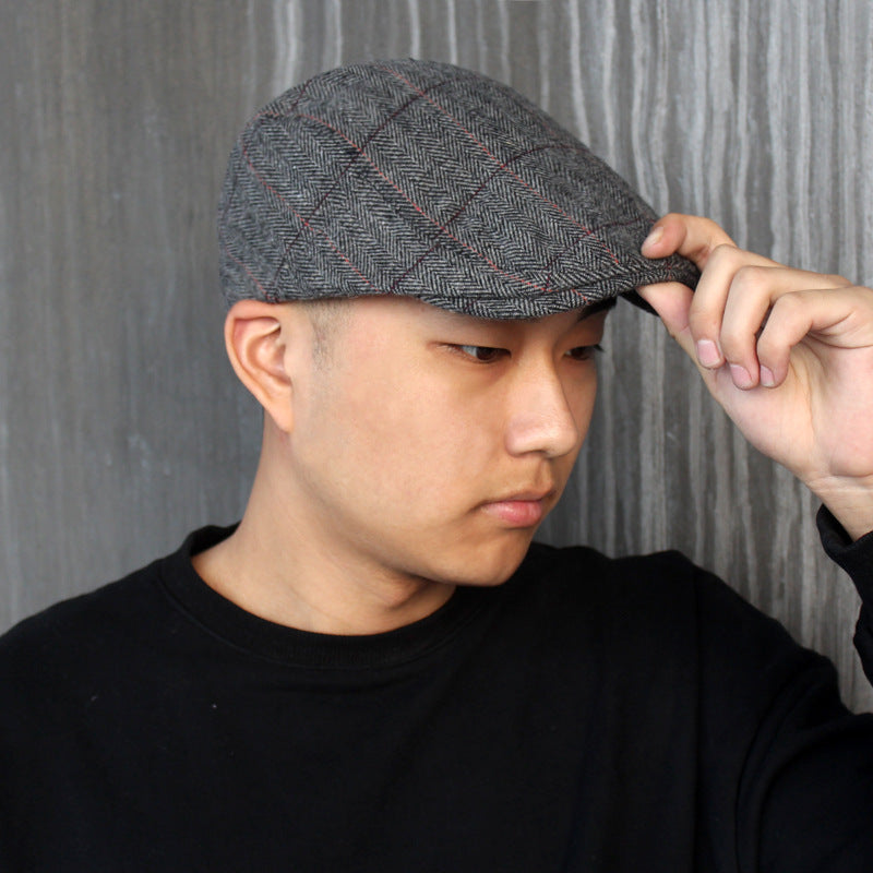 Women'S Check Cap With Warm Peaked Cap